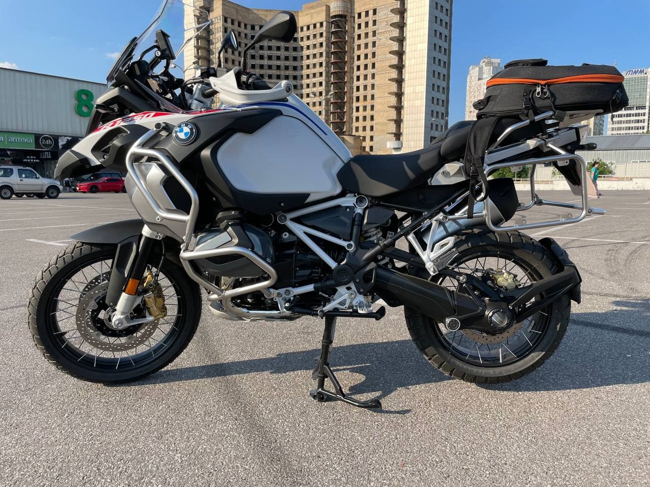 Аренда мотоцикла BMW R 1250 GS Adventure, прокат мотоцикла BMW R 1250 GS Adventure