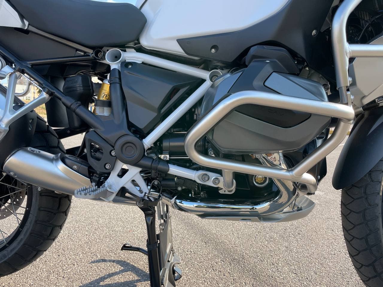 Аренда мотоцикла BMW R 1250 GS Adventure, прокат мотоцикла BMW R 1250 GS Adventure