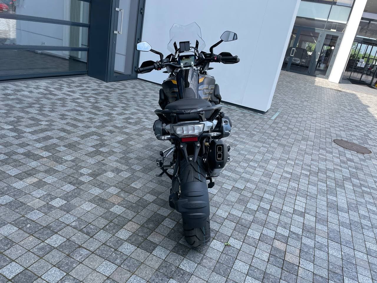 Аренда мотоцикла BMW R 1250 GS Exсlusive, прокат мотоцикла BMW R 1250 GS Exсlusive