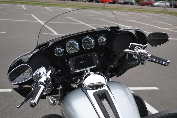 Оренда мотоцикла Harley Davidson Electra Glide Ultra Limited