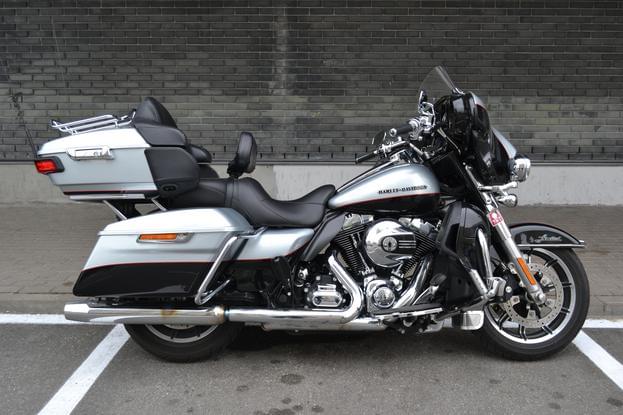 Оренда мотоцикла Harley Davidson Electra Glide Ultra Limited