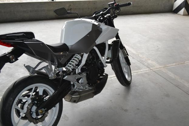 Оренда мотоцикла Hyosung GD 250 N