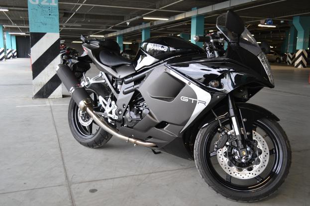 Оренда мотоцикла Hyosung GT 650 R