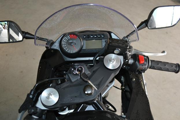 Оренда мотоцикла Hyosung GT 650 R