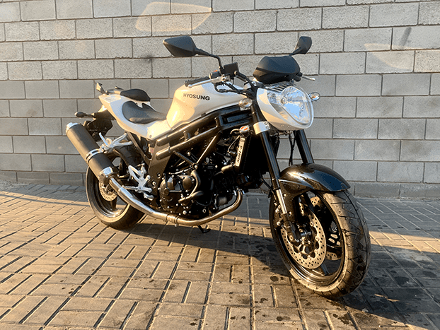 Оренда мотоцикла Hyosung GT 650 Naked