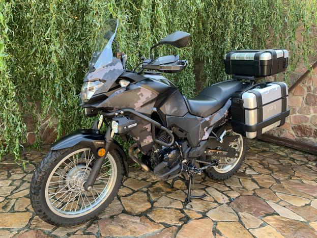 Оренда мотоцикла Kawasaki Versys-X 300